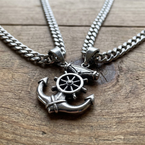 Close-up of the anchor pendant and chain links